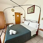 Nizza Hotel 2*